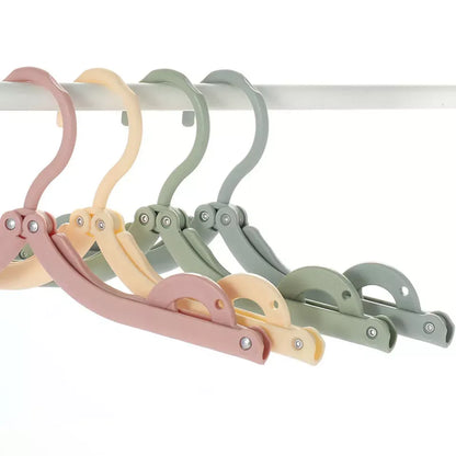 Foldable & Portable Hanger